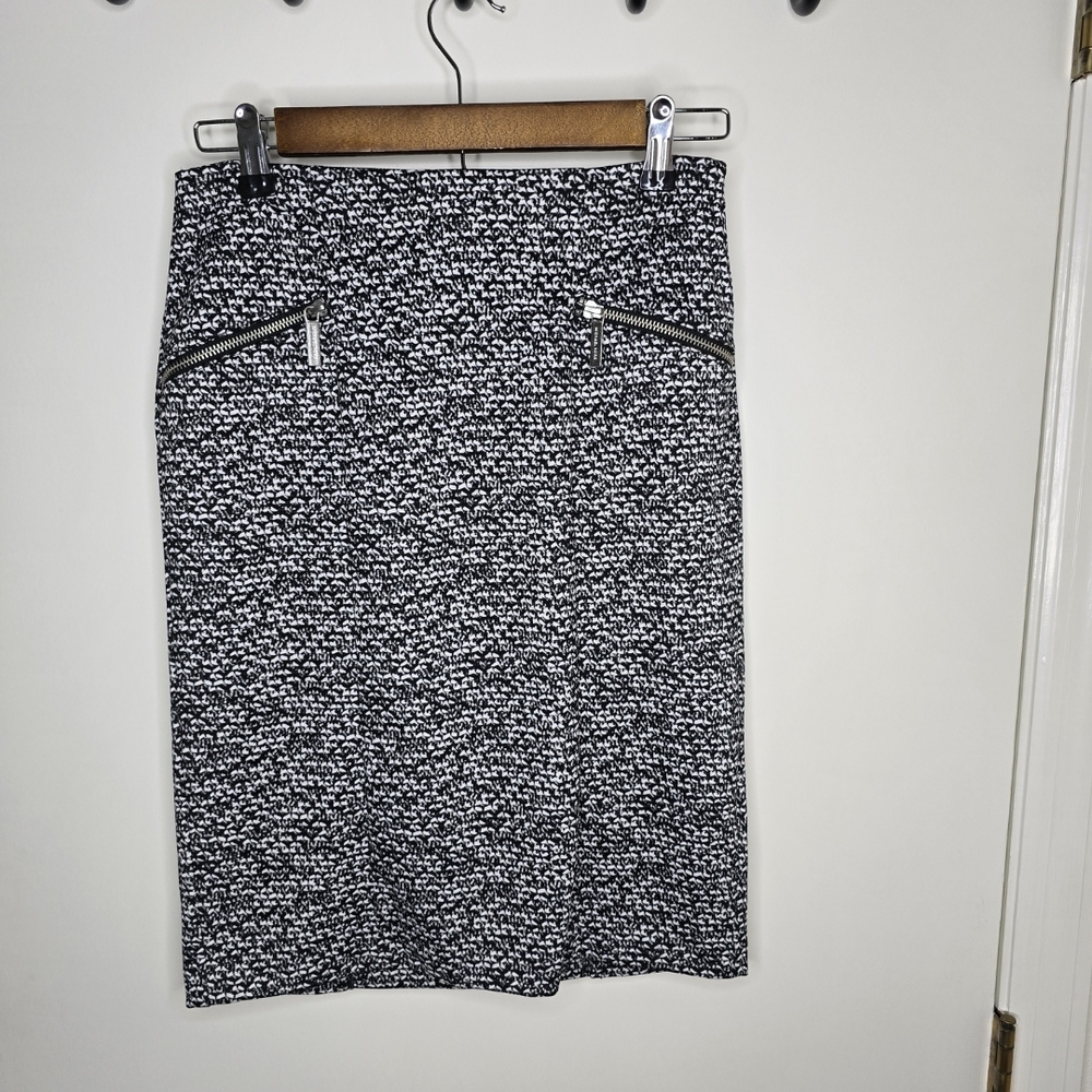 Michael Kors Black and White Pencil Skirt Size 2